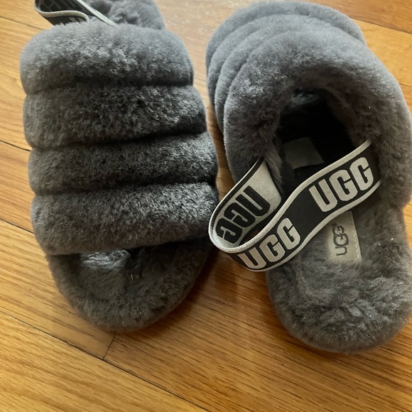 Ugg women slides - Picture 2 of 5